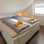 Domizil - Deck 5 Apartment